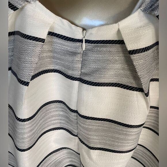 ANGL black & white high lo party dress. Med, Cut out back fully lined, pockets - Picture 8 of 10